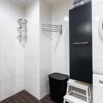 Apartment 2-bedroom With Parking And Balcony Next To Old Town *