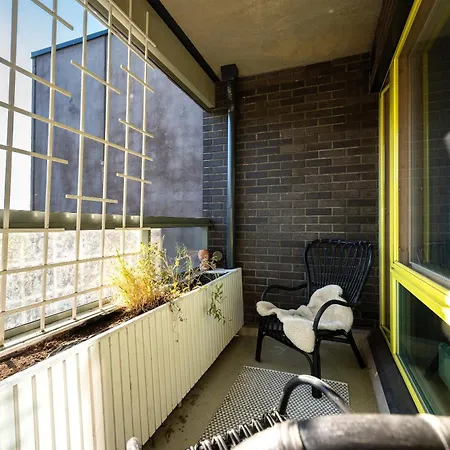 2-Bedroom Apartment With Parking And Balcony Next To Old Town 아파트 *