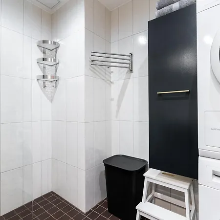 Apartament 2-bedroom With Parking And Balcony Next To Old Town *