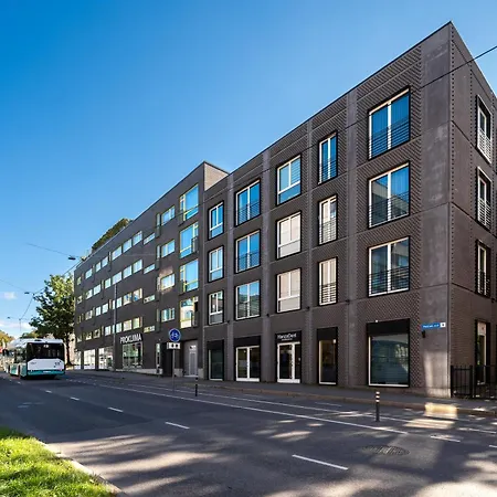 2-bedroom With Parking And Balcony Next To Old Town Tallin
